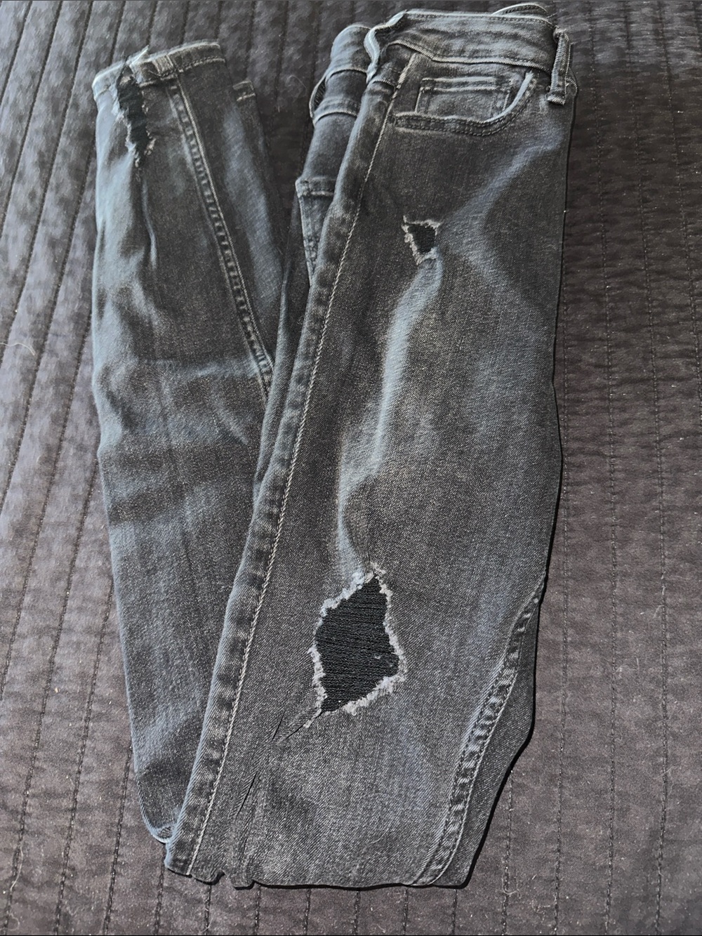 Womens Distressed Black Jeans – Modern Slim Fit